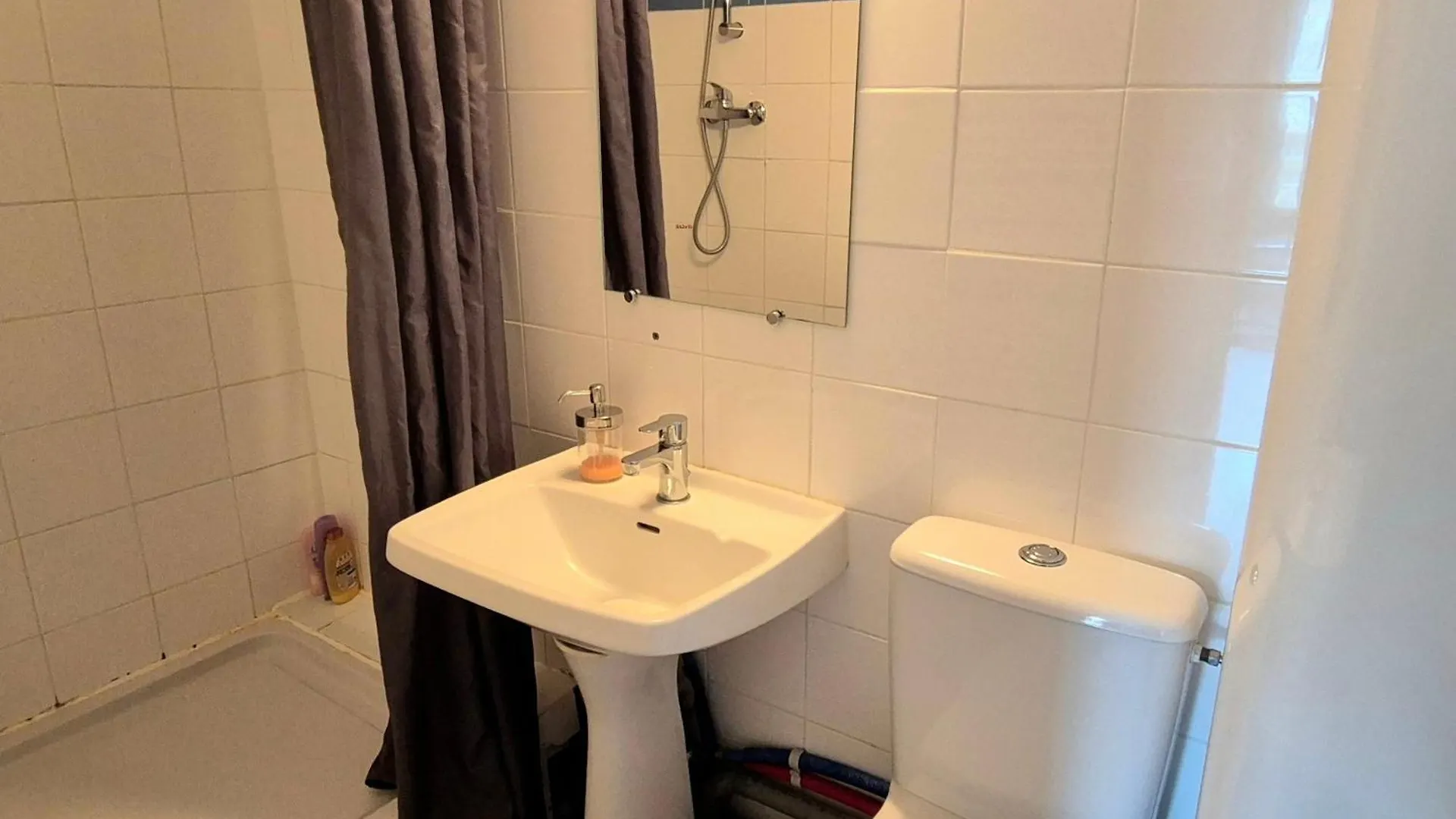 Apartmán L'Atelier-T2 Proche Du Centre-Wifi-Parking Lurdy