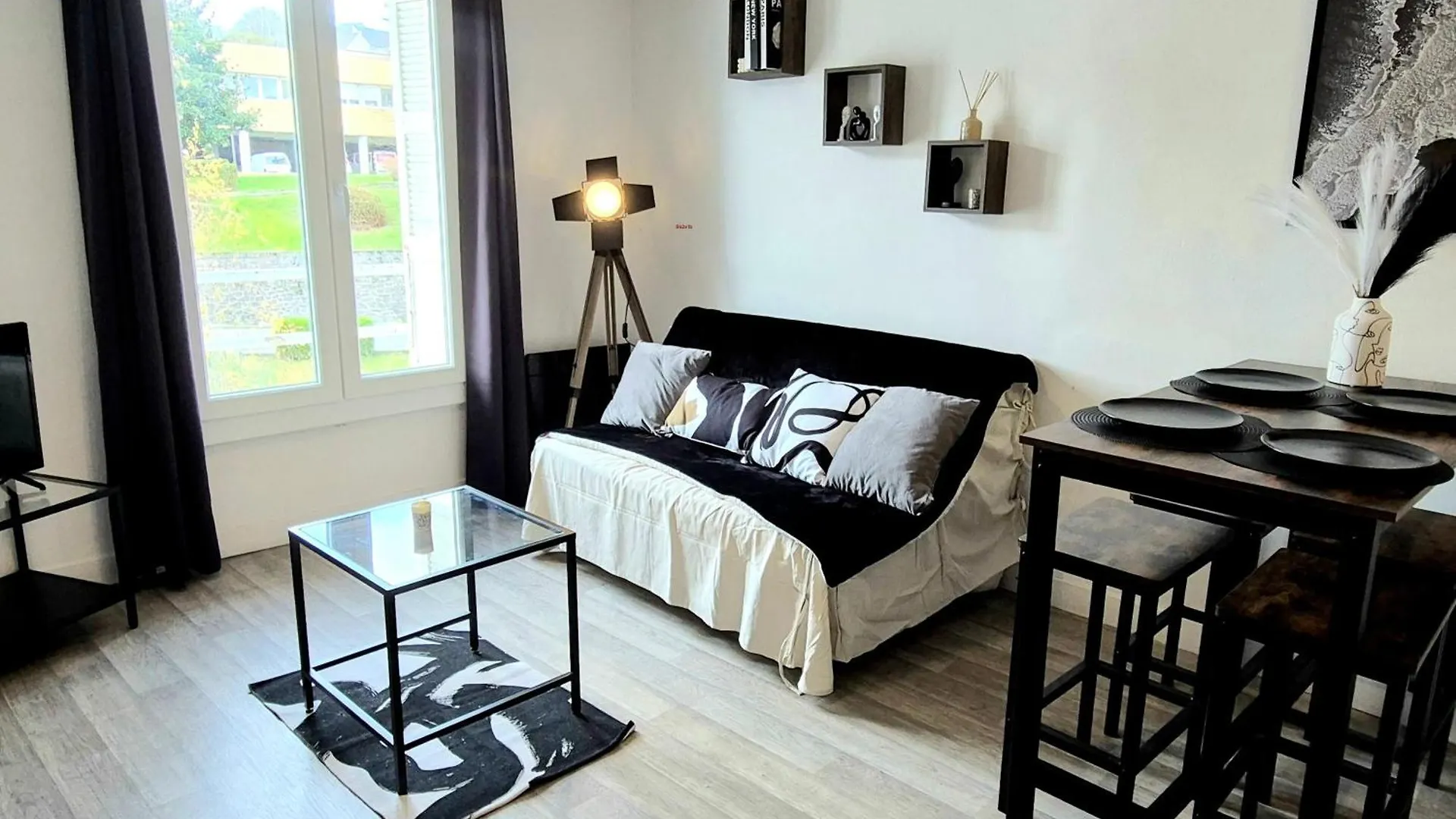 Apartmán L'Atelier-T2 Proche Du Centre-Wifi-Parking Lurdy